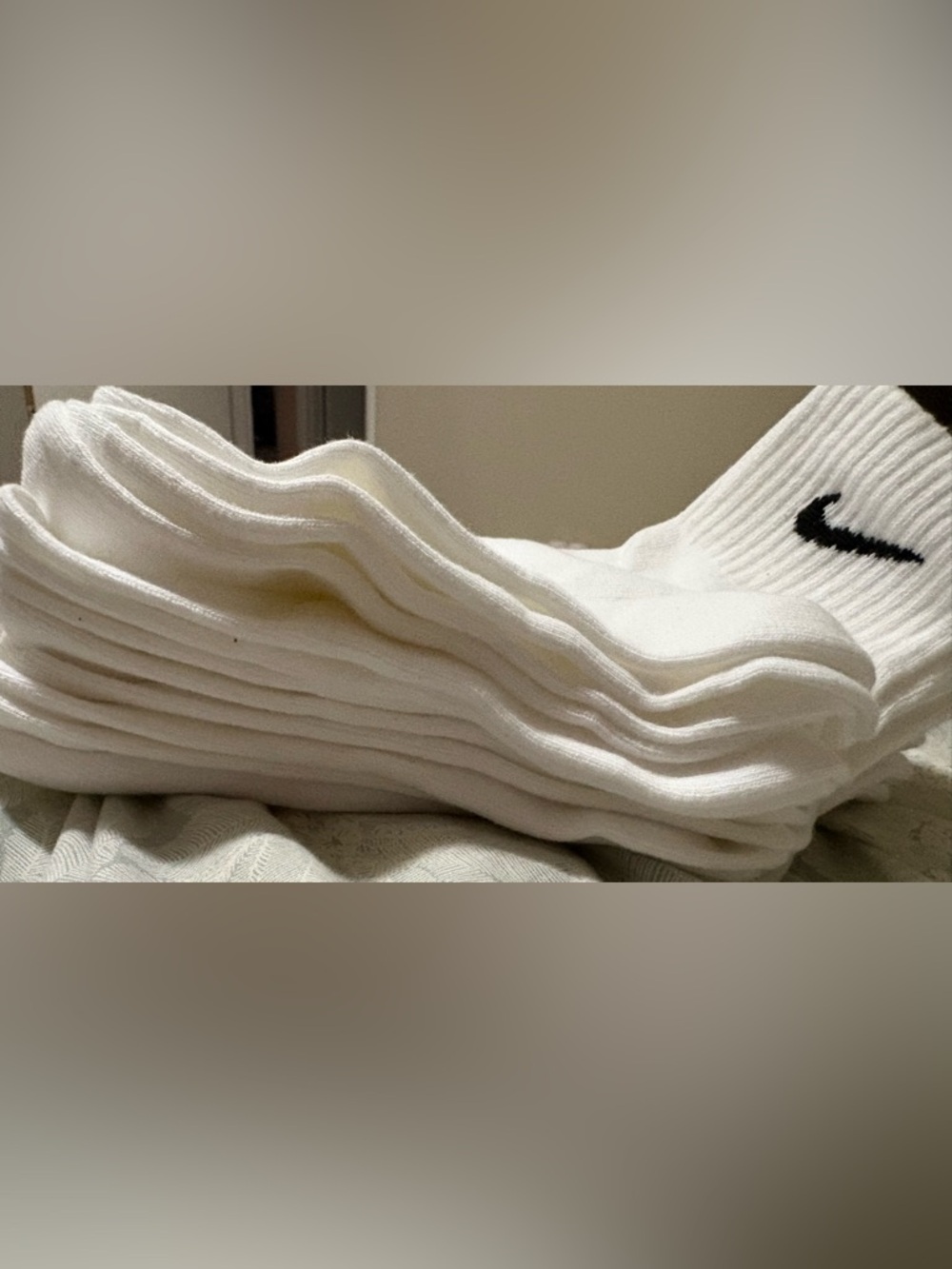 NWOT Nike White Crew Athletic Socks with Black Swoosh - 6 Pair - Picture 7 of 7